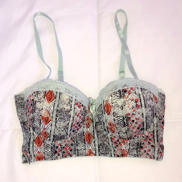 Other - Tribal lace push up bustier bra 🌺